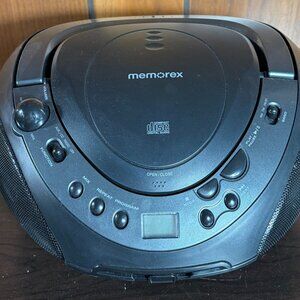 Memorex MP8806 AM/FM Radio/CD Player/Aux.  Portable Boombox W/Power Cord Tested